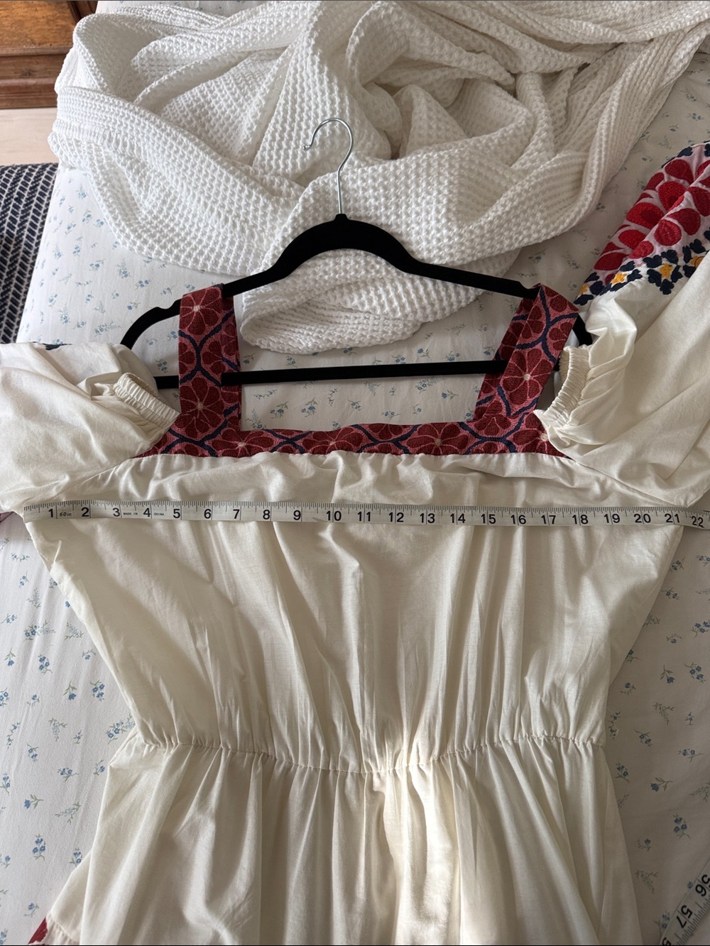 L/XL FARM Rio Dress with Red Floral Embroidery - Picture 13 of 13